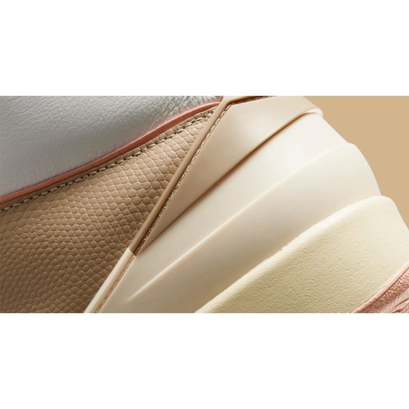 Nike Air Jordan 2 Retro Sneakers Women's US Size 9.5 EUR 41 DX4400 118 NIB - Picture 6 of 8